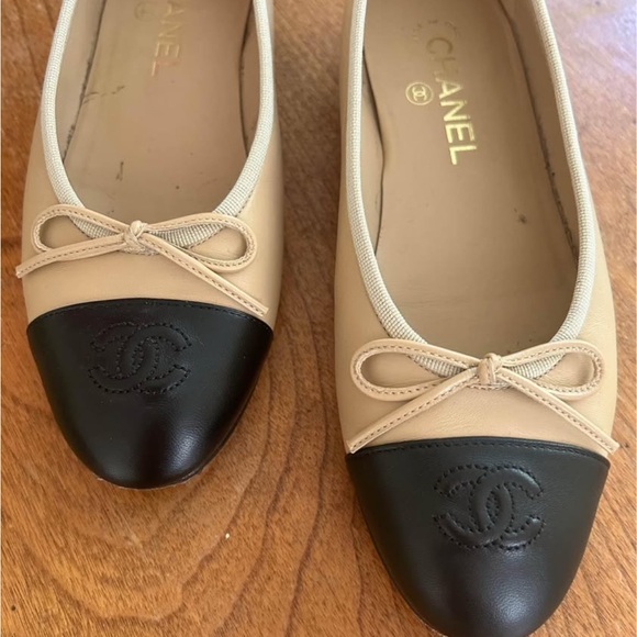 Chanel Ballet Flats - Picture 5 of 9